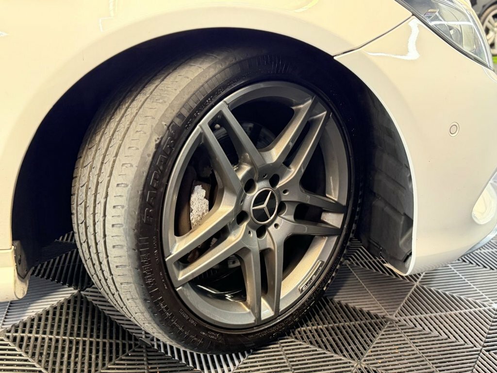 Mercedes-Benz E Class E350 V6 Bluetec Amg Sport White #19