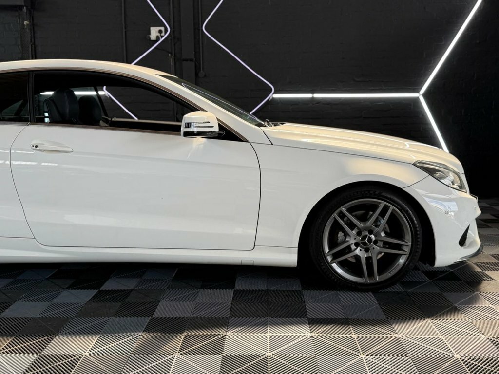 Mercedes-Benz E Class E350 V6 Bluetec Amg Sport White #35