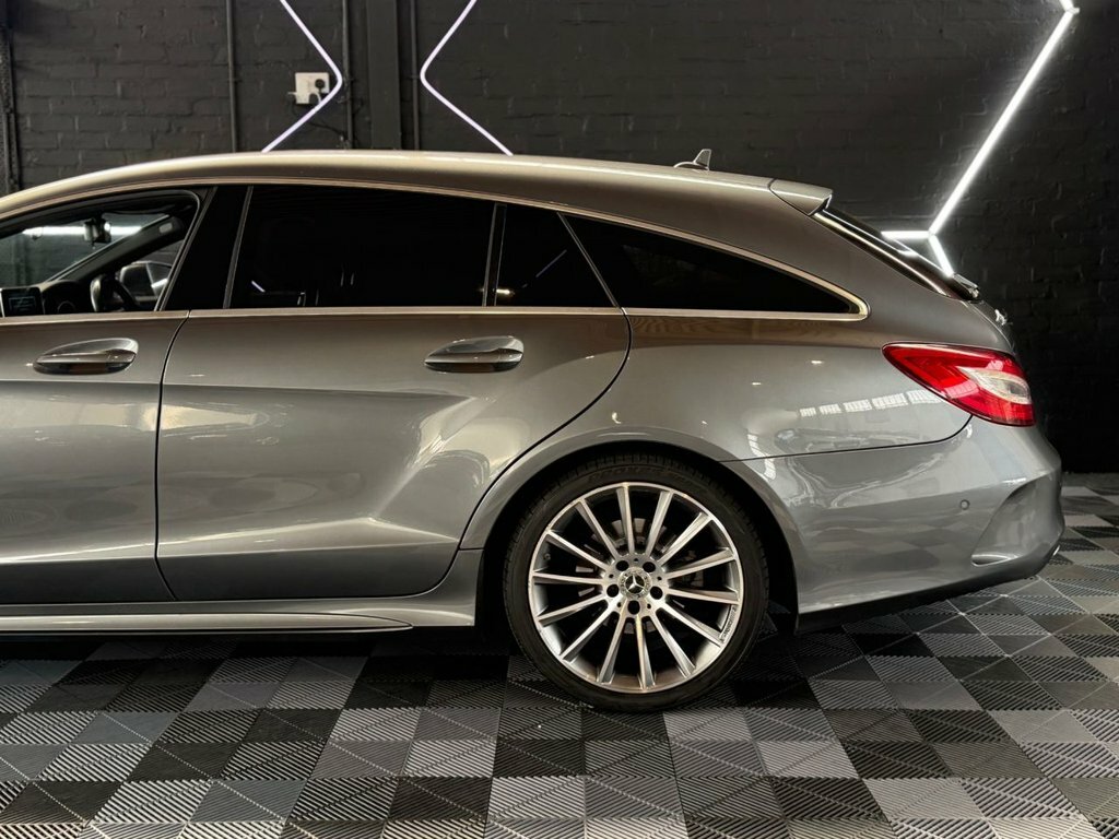 Mercedes-Benz CLS 3L Amg Line Grey #6