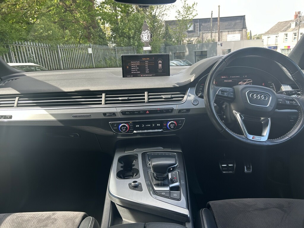 Audi Q7 Suv 3.0 Tdi V6 S Line 2017 EK17UGB White #5