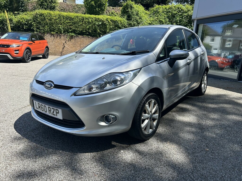 Ford Fiesta 2010 Ford Fiestanbsp1.4 Titanium 2 Keys Ule Red #12