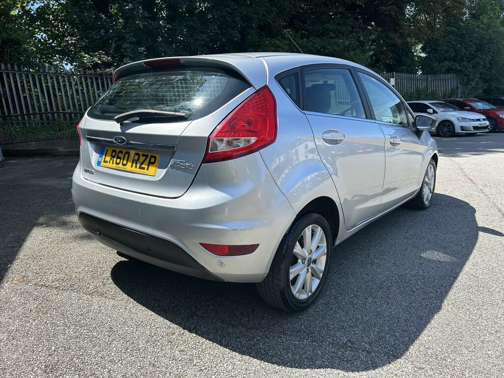 Ford Fiesta 2010 Ford Fiestanbsp1.4 Titanium 2 Keys Ule Red #8