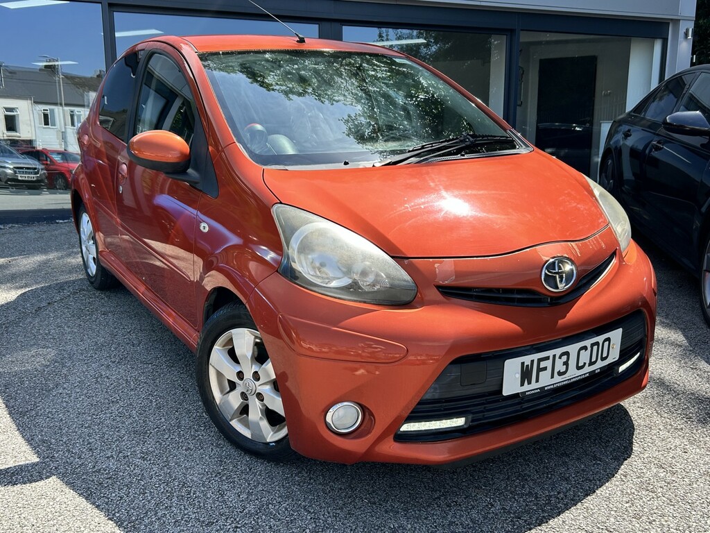 Toyota Aygo Hatchback 1.0 Vvt-i Fire 2013 Orange