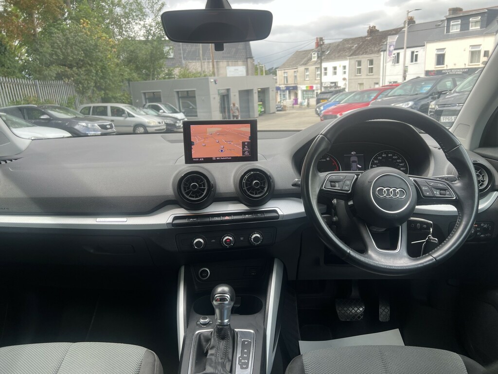 Audi Q2 Suv 1.4 Tfsi Cod Se 2018 FG18LNE Blue #4