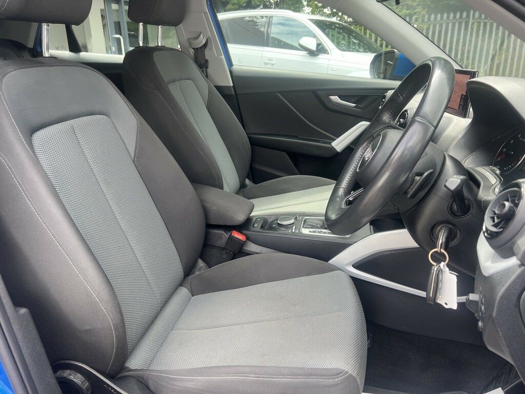 Audi Q2 Suv 1.4 Tfsi Cod Se 2018 FG18LNE Blue #2