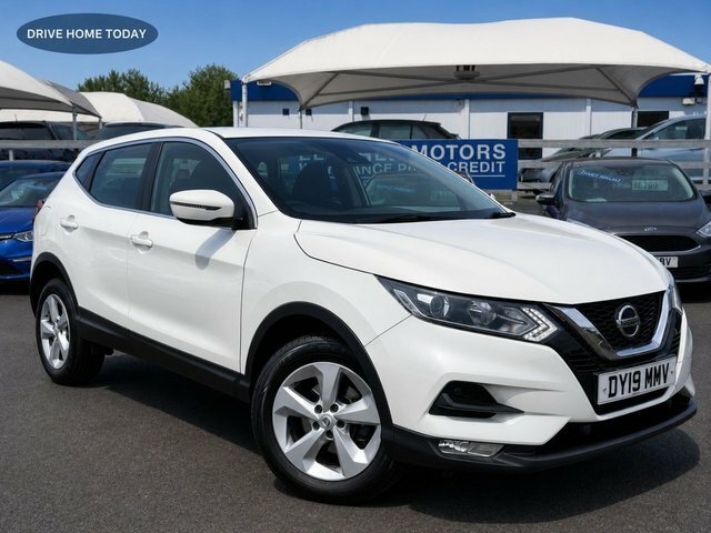 Nissan Qashqai 1.5 Turbo Dci Acenta Premium Suv M DY19MMV White