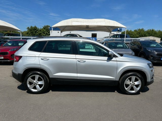 Skoda Karoq 1.0 Tsi Gpf Se Edition Suv Suv Man NG19VBP Silver #6