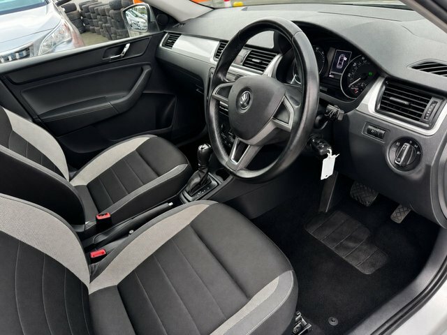Skoda Rapid Dsg 1.4 Tsi Se Edition Silver #2