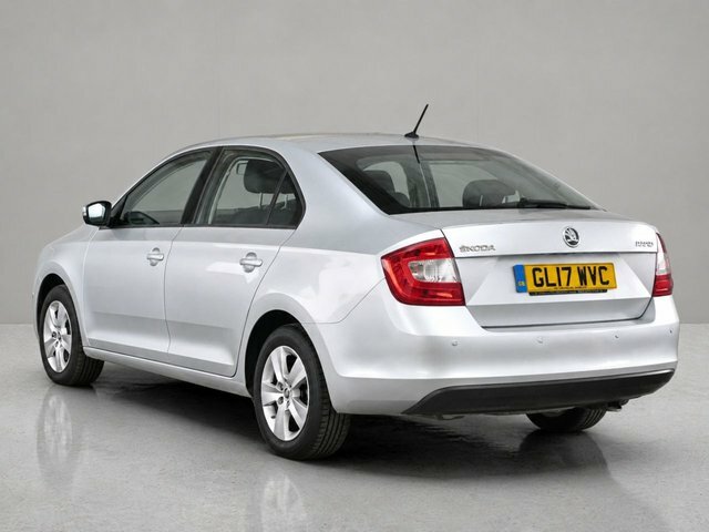 Skoda Rapid Dsg 1.4 Tsi Se Edition Silver #3