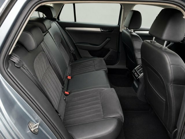 Skoda Superb 2.0 Tdi Cr 140 Laurin Klement 4X4  #9