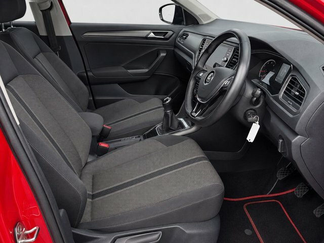 Volkswagen T-Roc 1.5 Tsi Gpf Evo Design Suv Red #2