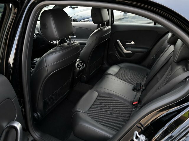 Mercedes-Benz A Class 7 Speed Dct A180d 1.5 Turbo Spo Black #3