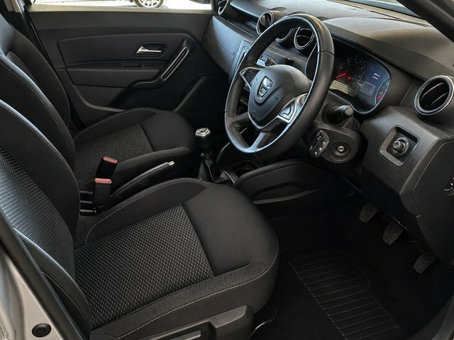 Dacia Duster 1.0 Tce Comfort Suv Euro 6. Grey #2