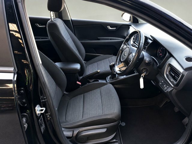Kia Stonic Stonic 2 1.4 Euro 6. Black #2