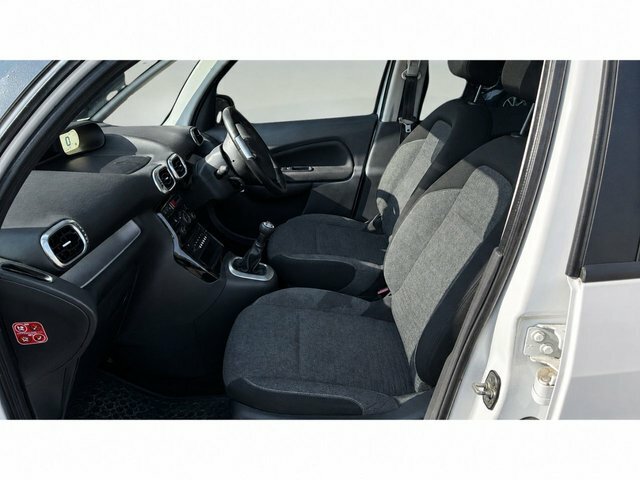 Citroen C3 Picasso 1.6 Turbo Blue Hdi Platinum Edition White #5