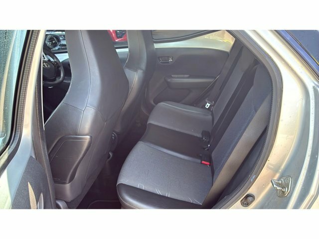Toyota Aygo 1.0 Vvt-i X-pression Hatchback Man Silver #6