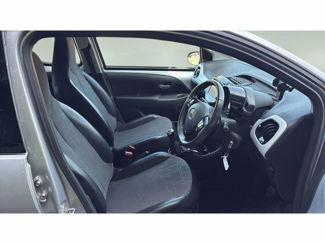 Toyota Aygo Hatchback Red #7