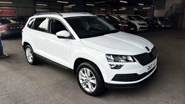 Skoda Karoq 1.5 Tsi Act Se Technology Suv Manu White