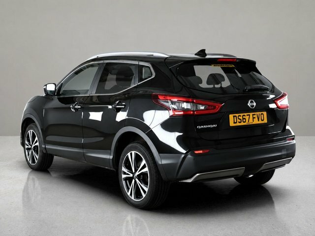 Nissan Qashqai 1.5 Dci N-connecta Suv Euro Black #3