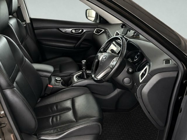 Nissan X-Trail 7 Seater 1.6 Dci Tekna Suv Green #2