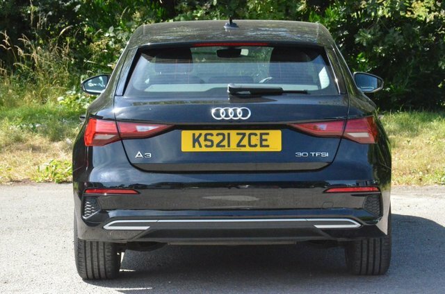 Audi A3 Tfsi 30 Sport Sportback KS21ZCE Black #4