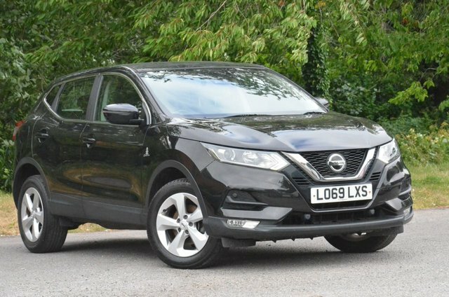 Nissan Qashqai Dig-t Acenta Premium Suv LO69LXS Black #2