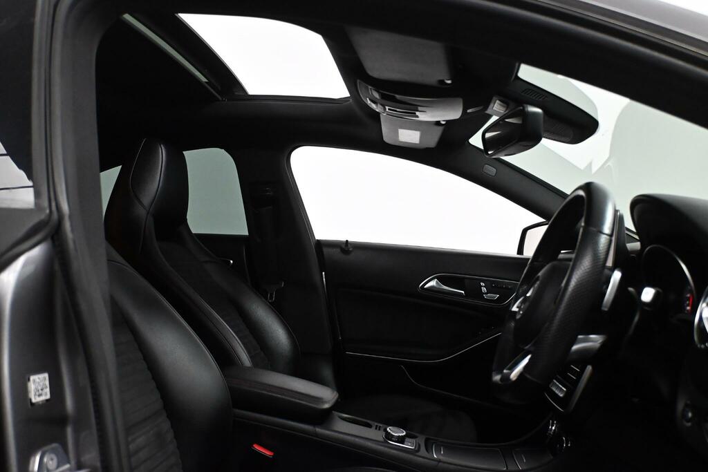Mercedes-Benz CLA Class Saloon 1.6 Cla180 Amg Line Edition Coupe Euro 6 S Black #11