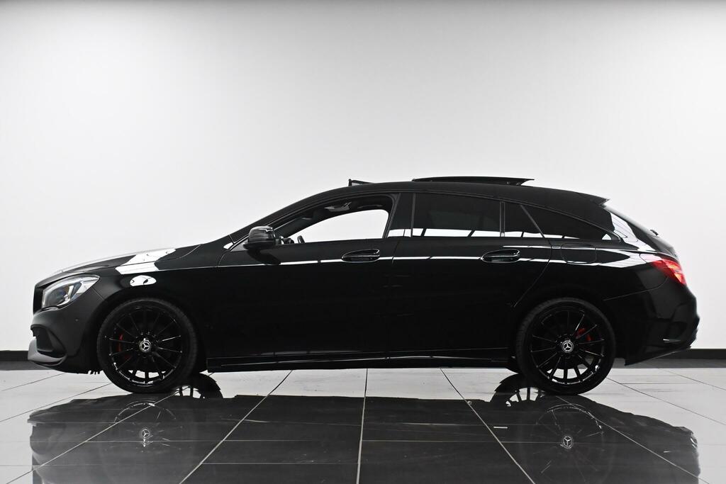 Mercedes-Benz CLA Class Amg Line Night Edition Black #6