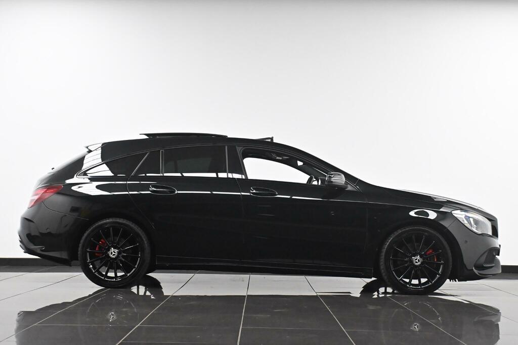 Mercedes-Benz CLA Class Amg Line Night Edition Black #5
