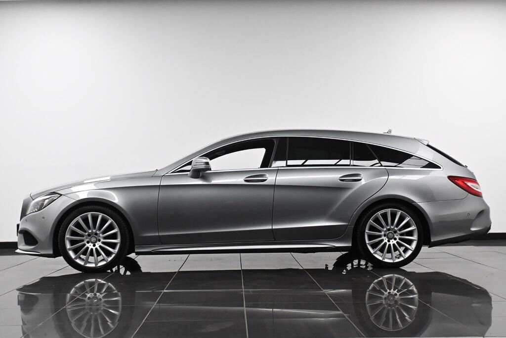 Mercedes-Benz CLS Amg Line Silver #6