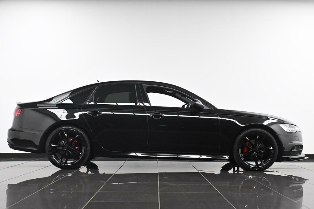 Audi A6 Saloon Black Edition Black #5