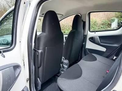 Toyota Aygo 1.0 Vvt-i Ice Mmt Black #17