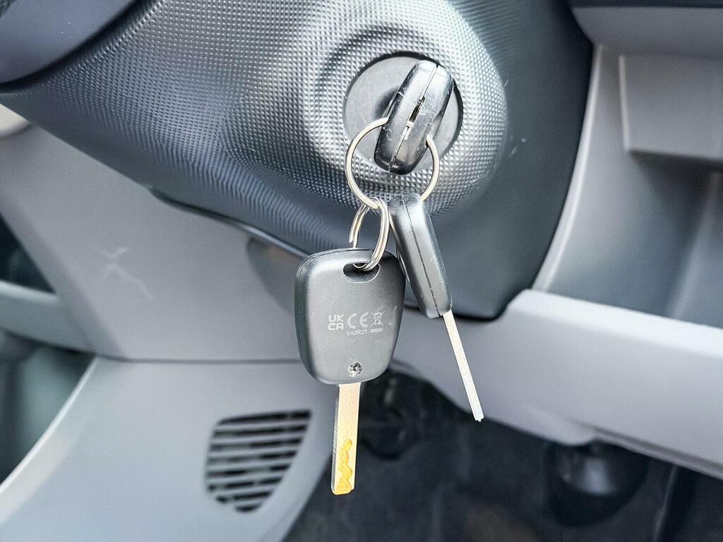 Toyota Aygo 1.0 Vvt-i Ice White #18