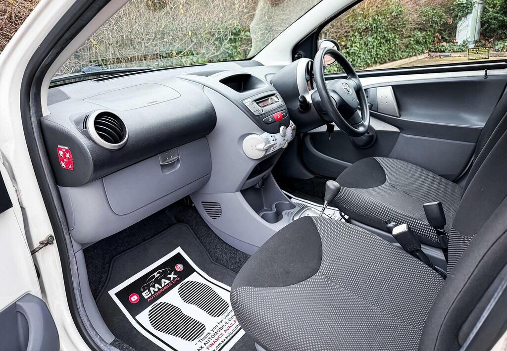 Toyota Aygo 1.0 Vvt-i Ice White #19