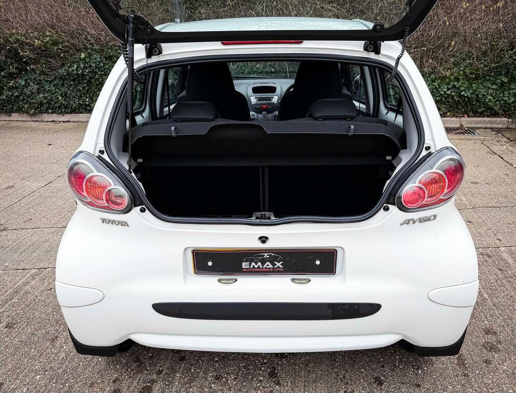 Toyota Aygo 1.0 Vvt-i Ice White #23
