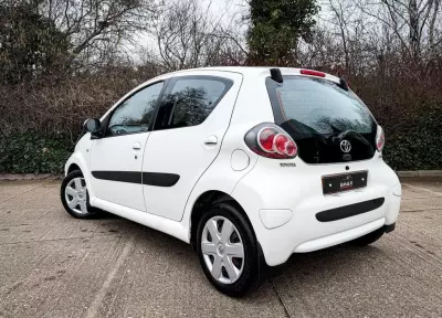 Toyota Aygo 1.0 Vvt-i Ice Mmt Black #6