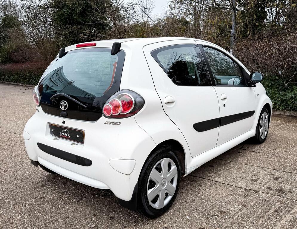 Toyota Aygo 1.0 Vvt-i Ice White #16