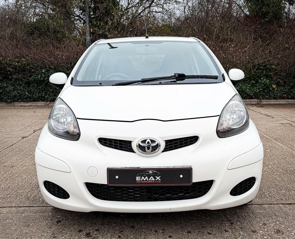 Toyota Aygo 1.0 Vvt-i Ice Multimode Euro 5 White #2