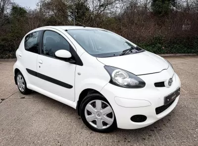 Toyota Aygo 1.0 Vvt-i Ice Mmt Black #4