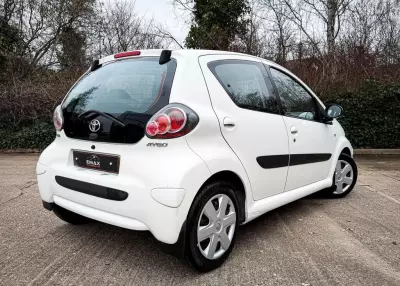 Toyota Aygo 1.0 Vvt-i Ice Mmt Black #8