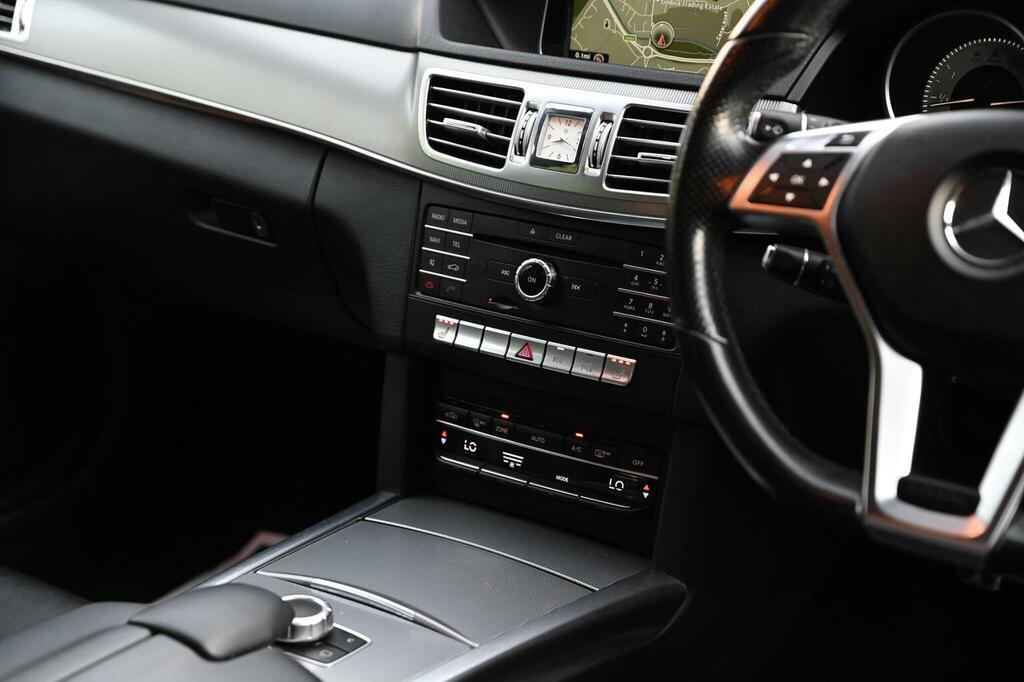 Mercedes-Benz E Class 2.1 E220d Amg Line Edition Premium Cabriolet G-t #51