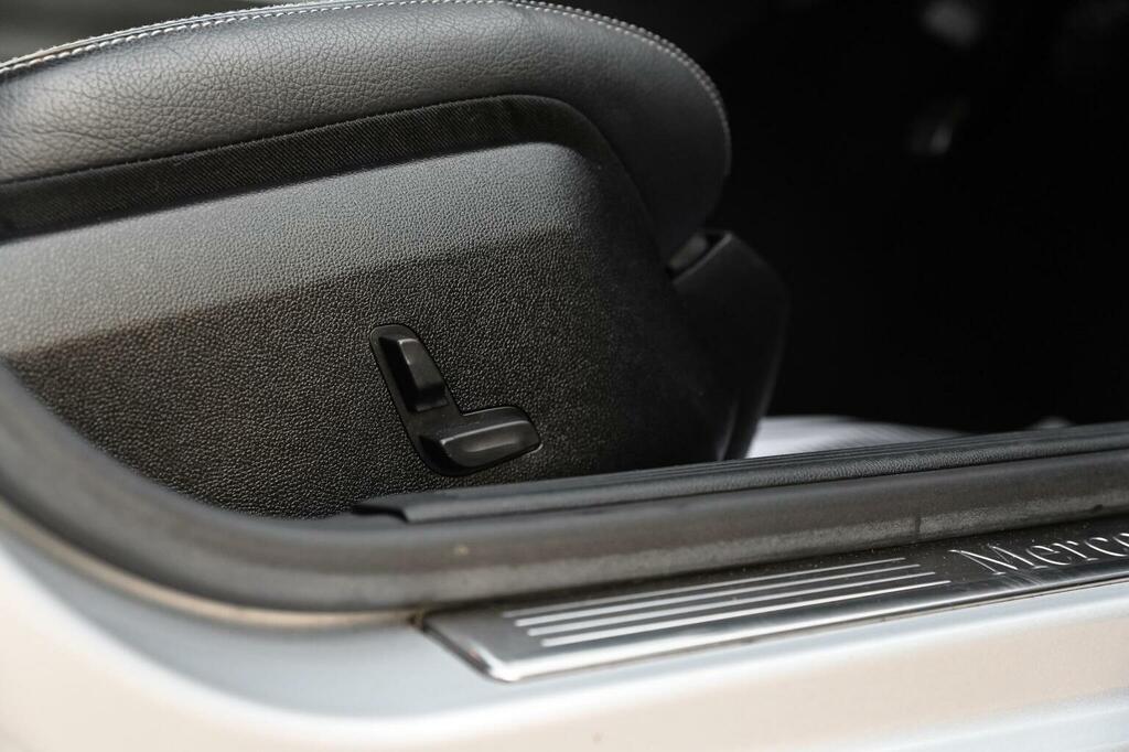 Mercedes-Benz E Class 2.1 E220d Amg Line Edition Premium Cabriolet G-t #19