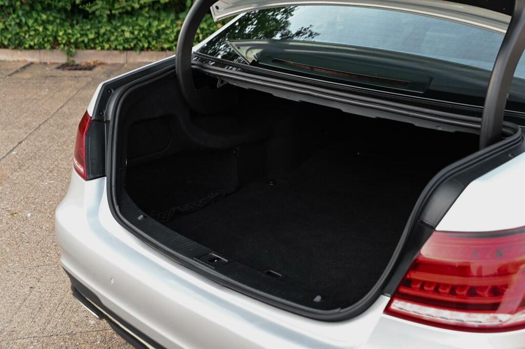 Mercedes-Benz E Class 2.1 E220d Amg Line Edition Premium Cabriolet G-t #34
