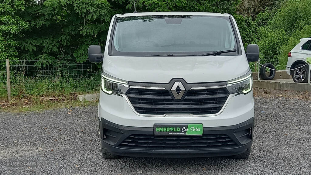 Renault Trafic Sl28 Blue Dci 130 Business Van MM22NTE White #2