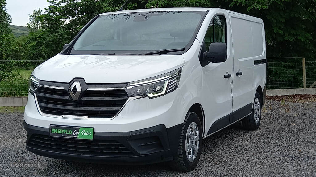 Renault Trafic Sl28 Blue Dci 130 Business Van MM22NTE White #3
