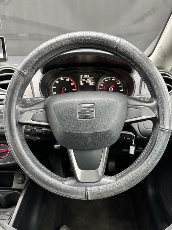 Seat Ibiza 1.2 Tsi I-tech Red #38
