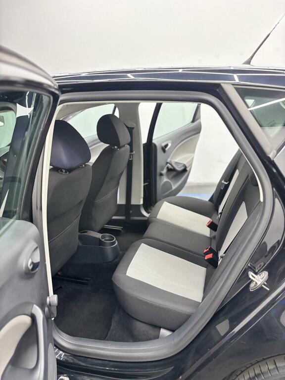 Seat Ibiza 1.2 Tsi I-tech Red #24