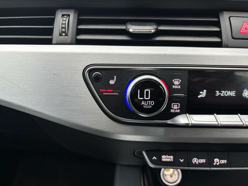 Audi A4 2.0 Tdi Ultra 190 Sport S Tronic Red #34