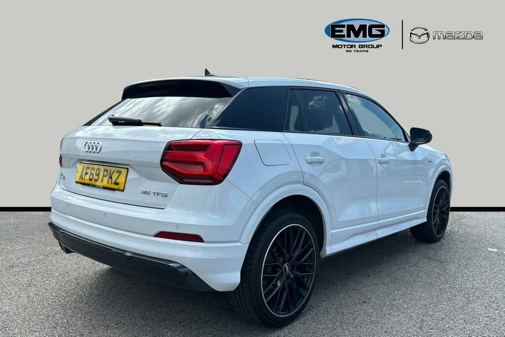 Audi Q2 1.5 Tfsi Cod 35 Black Edition Suv Manua AF69PKZ White #6