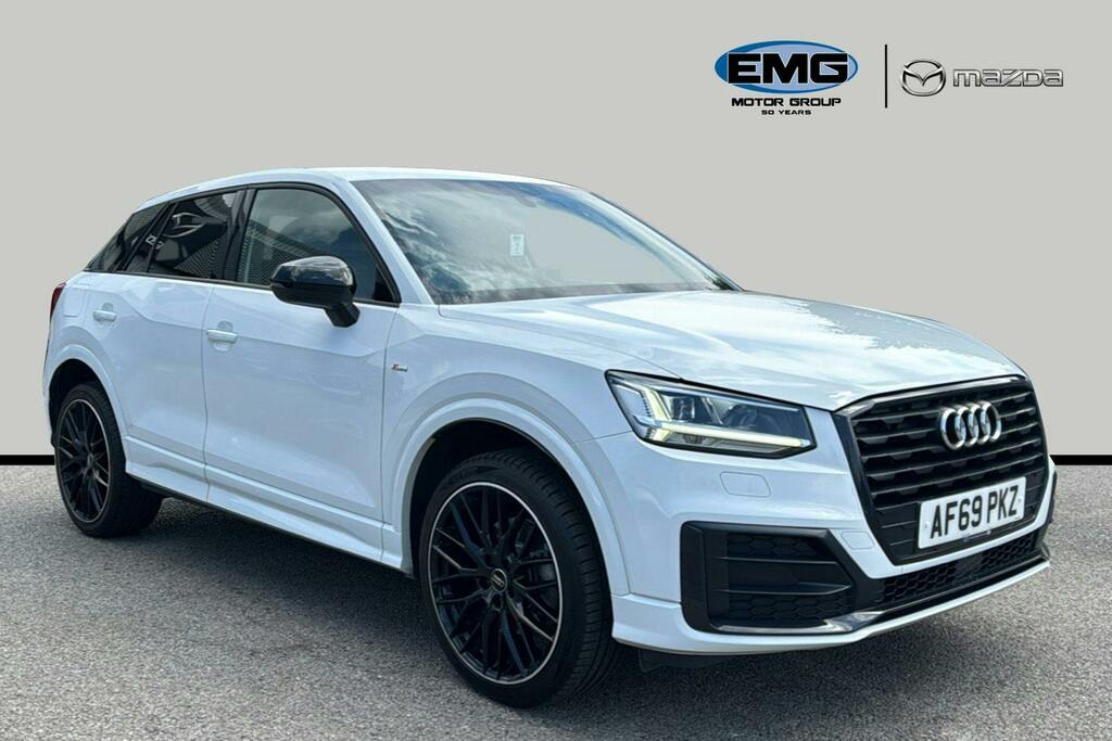 Audi Q2 1.5 Tfsi Cod 35 Black Edition Suv Manua White